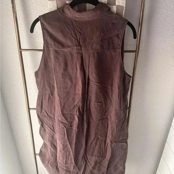 Cloth & Stone Brown Dress
Size Small - Picture 7 of 8